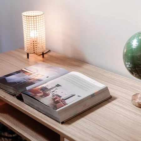 アパート Bella - By Myhomeincomo *