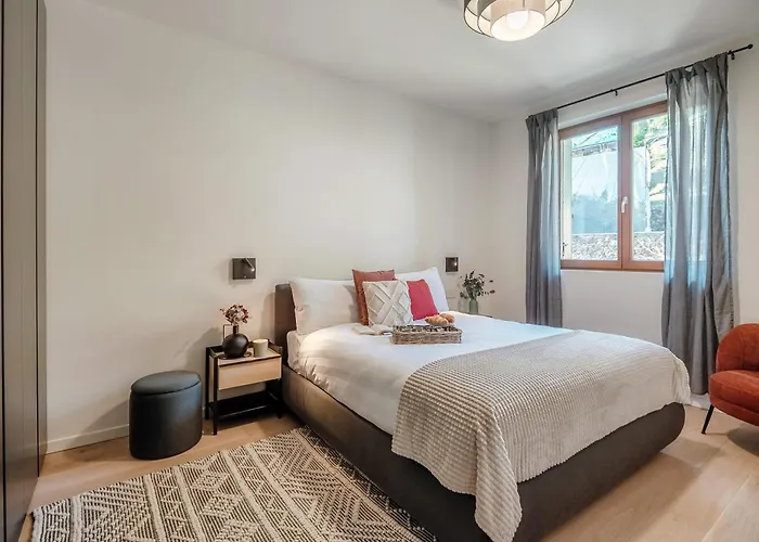 Bella - By Myhomeincomo דירה מנאג'יו