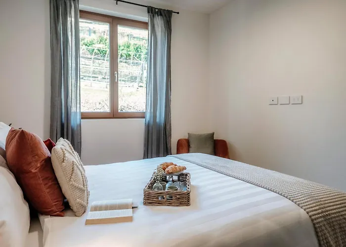 Bella - By Myhomeincomo דירה *