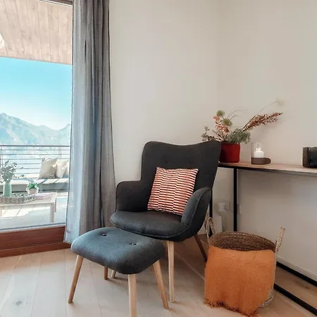 Bella - By Myhomeincomo 메나지오