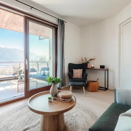 Bella - By Myhomeincomo